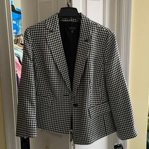 Houndstooth Kasper Blazer w faux leather elbow